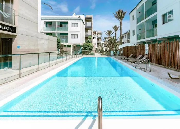 Bristol Sunset Beach Private Apartment
