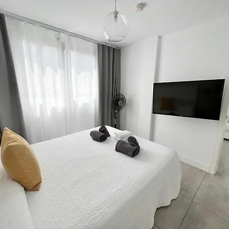 Bristol Sunset Beach Private Apartment Corralejo Exterior photo