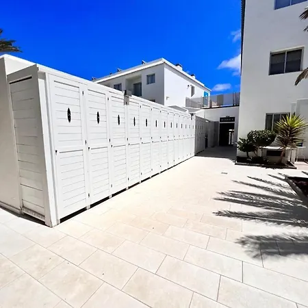 Bristol Sunset Beach Private Apartment Corralejo Exterior photo