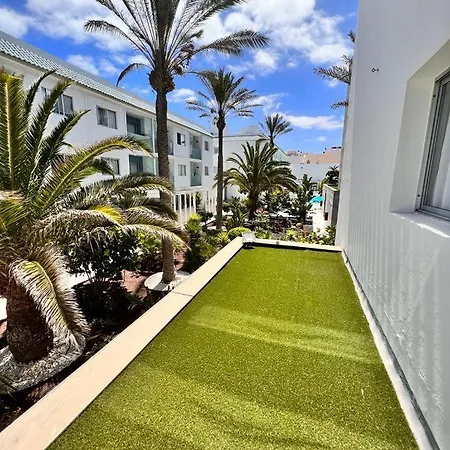 Bristol Sunset Beach Private Apartment Corralejo Exterior photo